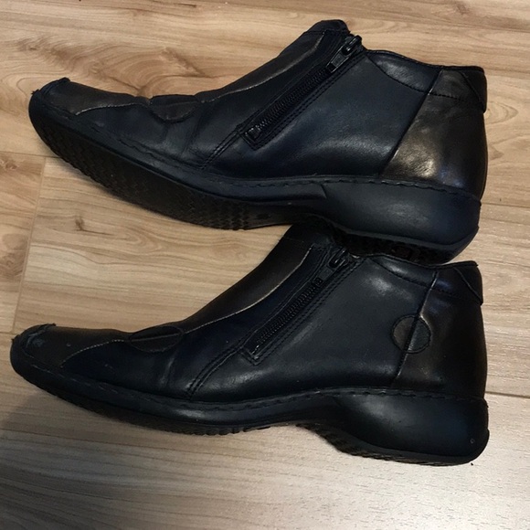 Rieker double-zip Ankle Bootie - Picture 3 of 10